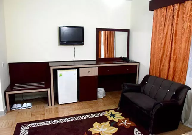 3023814888103807982_fanoos 7